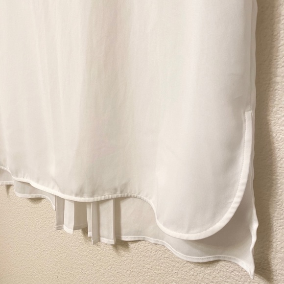 Chelsea28 Pleat Back Top - Picture 9 of 12